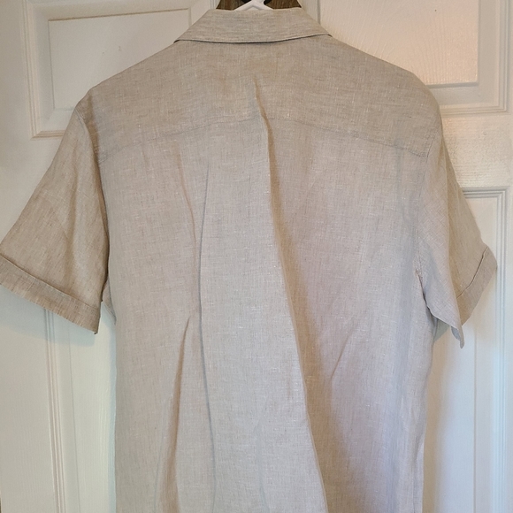 Cubavera Men's Classic Short Sleeve Shirt,  Size: Large Color: Cream - Picture 9 of 9